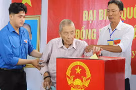 An Giang: Hai xã đảo hoàn thành 100% tỷ lệ cử tri đi bỏ phiếu trong sáng 15/3