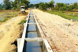 Nhà thầu ở Lâm Đồng trúng gói 1,7 tỷ: Một mình tham dự, tiết kiệm 1% [Kỳ 1]