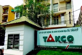 Địa ốc Tân Kỷ bị xử phạt vì vi phạm công bố thông tin