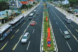 IJC bị "tuýt còi" vì che giấu hàng loạt giao dịch với bên liên quan