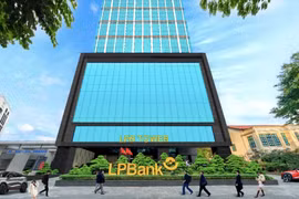 Vietcap: Tiềm năng tăng trưởng EPS của LPBank chưa rõ ràng