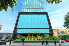 Vietcap: Tiềm năng tăng trưởng EPS của LPBank chưa rõ ràng