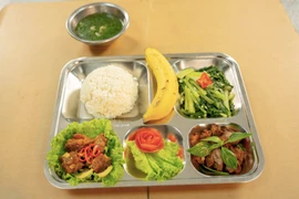 Tân binh' trúng thầu hơn 47 tỷ đồng suất ăn học đường: Hiện tượng năng lực hay khoảng trống cạnh tranh?