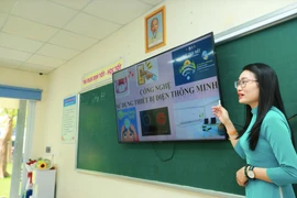 Đấu thầu thiết bị giáo dục tại Bến Tre cũ: Lần theo dấu vết "liên danh" và những cái bắt tay xuyên tỉnh [Kỳ 2]