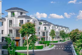 KDH "phanh" mục tiêu lợi nhuận: Thận trọng hay đuối sức?