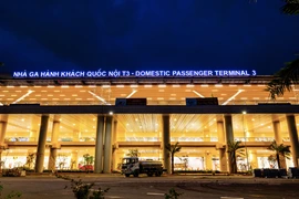 Trường Phát cung cấp 5 xe điện Trung Quốc cho nhà ga T3 giá hơn 2,21 tỷ đồng