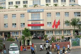 Gói thầu 13,8 tỷ BV Từ Dũ: Vướng kiến nghị quy định đã bỏ, chỉ một nhà thầu quen dự