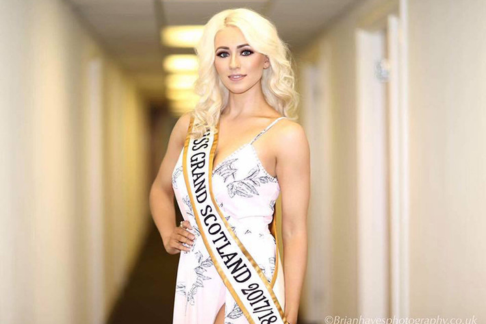 Đại diện của Scotland - Amy Meisak năm nay 24 tuổi. Cô từng lọt top 16 cuộc thi Hoa hậu Trái đất 2015. Trong bảng xếp hạng, Amy giữ vị trí thứ 9. Ảnh: FBNV