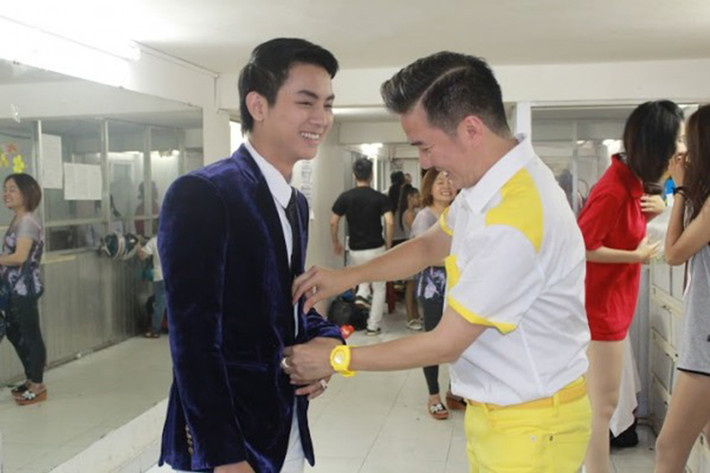 Mr Đàm được xem là người thầy rất tận tâm với các học trò, đặc biệt với Hoài Lâm. Ảnh: Người đưa tin