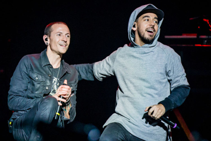 Nhóm Linkin Park vừa thông báo hoãn tour diễn sau tin buồn về giọng ca chính Chester Bennington. Ảnh: Variety