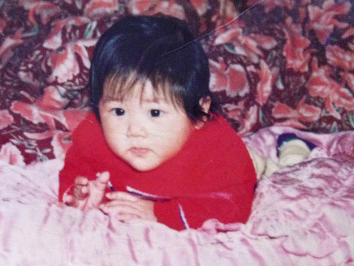 Văn Mai Hương sinh năm 1994 trong gia đình dư giả. Theo Zing, bố của nữ ca sĩ mở công ty riêng hoạt động trong lĩnh vực khai thác khoáng sản. Ảnh: Thể thao văn hóa