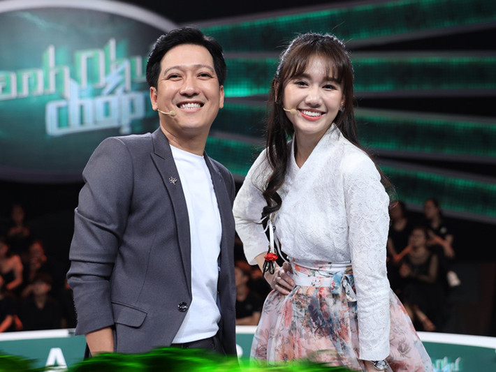 Năm 2019, Trường Giang tiếp tục làm MC chương trình “Nhanh như chớp” mùa 2. Bạn dẫn cùng Trường Giang ở gameshow này là Hari Won.