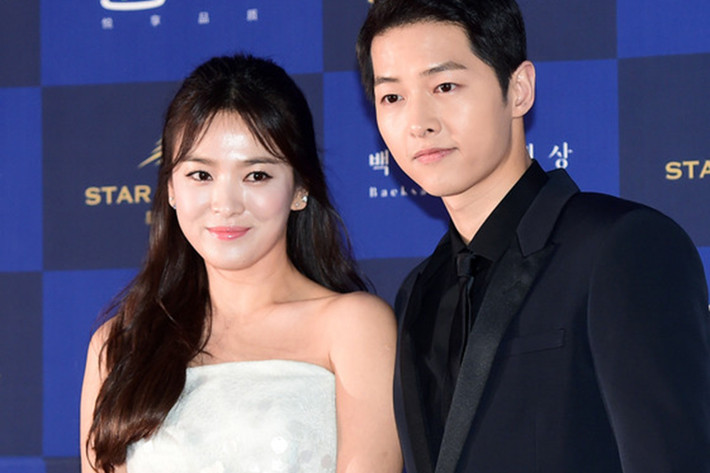 Dù chênh lệch tuổi tác đến 4 tuổi nhưng Song Hye Kyo và Song Joong Ki rất đẹp đôi mỗi khi bên nhau. Ảnh: Dramafever