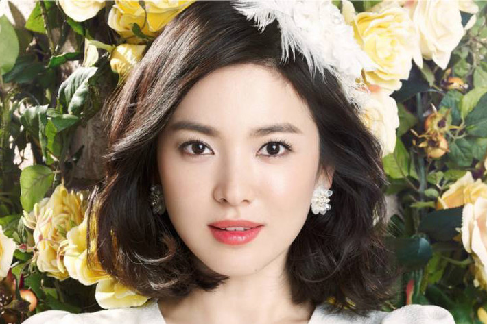 Nhan sắc trẻ mãi không già của Song Hye Kyo đã đốn tim Song Joong Ki - chồng sắp cưới kém 4 tuổi của cô. Ảnh: Allpop