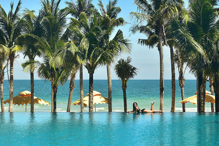 Khu resort có căn biệt thự với hồ bơi vô cực dài nhất châu Á, tới 50 mét.