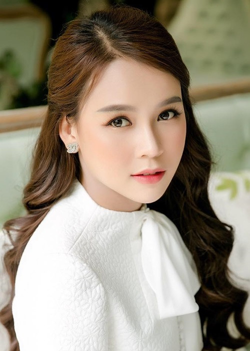 Hiện tại, danh tính lẫn hình ảnh bạn trai của Sam vẫn là một ẩn số khó đoán bởi cô rất kín tiếng về chuyện tình cảm. Ảnh: FBNV