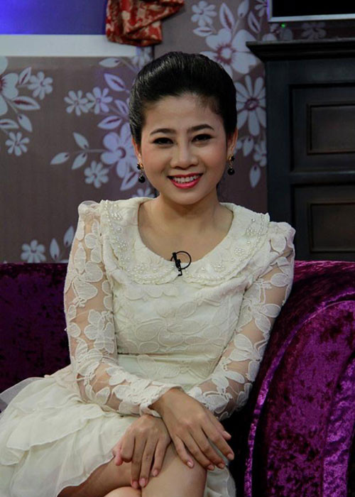 Mai Phương từng dẫn các chương trình “Ngày chủ nhật của em”, “Bệ phóng tài năng”, “Chuyện phái đẹp”.