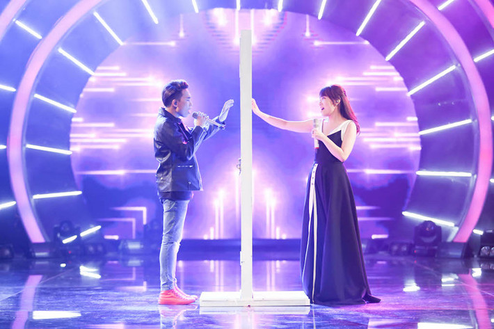 Quang Đạt cũng có phần song ca thành công với ca sĩ Nhật Thuỷ qua ca khúc “Tìm”. Các giám khảo đều khen anh hát tình cảm và có kỹ thuật chắc chắn.