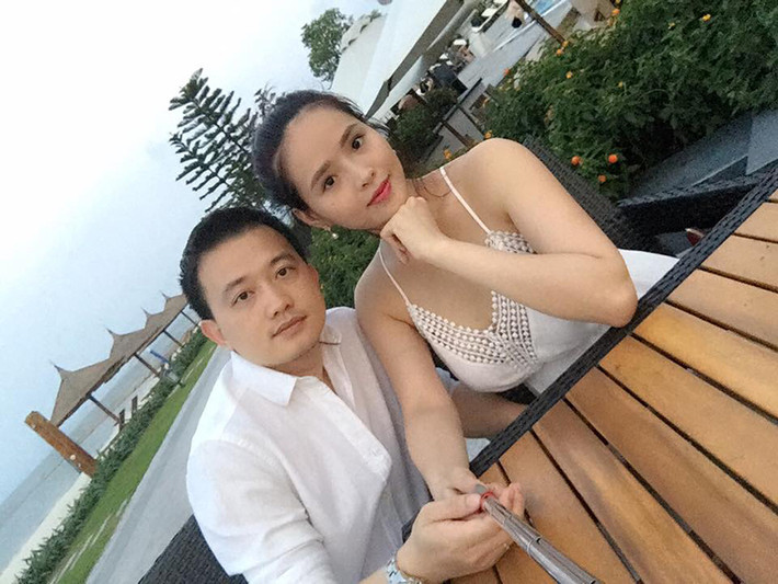 Trong mắt Lại Hương Thảo, ông xã là người nhẹ nhàng, kín đáo, là mẫu người cô thích và rất hợp với tính cách cô.