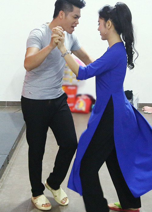 Diễn viên Lê Phương và bạn trai kém tuổi Trung Kiên hiện đang tham gia chương trình Ngôi sao phương Nam.