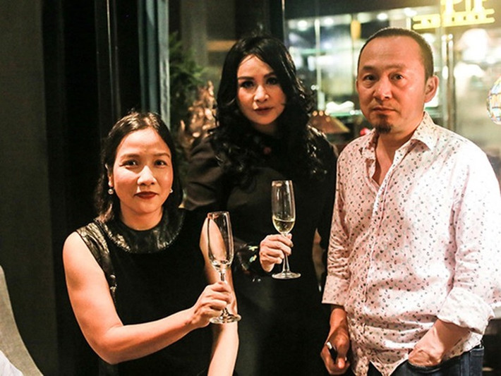 Mối quan hệ giữa Thanh Lam và Quốc Trung như hai người bạn, hai người đồng nghiệp. Trong cuộc phỏng vấn với Vietnamnet, Thanh Lam cho hay: "Tôi và anh Quốc Trung ngoài việc là bố mẹ của các con đều là những người đồng nghiệp thân tình. Khi kết thúc một cuộc hôn nhân, chúng tôi tiếp tục giữ tình bạn và luôn dõi theo nhau". Ảnh: FBNV.