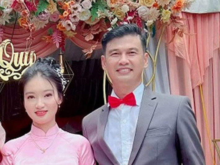 Mới đây, Tiết Cương cưới vợ. Nam diễn viên lập gia đình khi bước sang tuổi 49. Ảnh: Dân Việt
