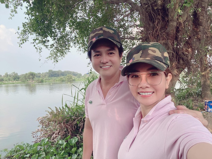 Bà xã của Cao Minh Đạt tên Thanh Trúc, kém nam diễn viên 8 tuổi. Thanh Trúc và Cao Minh Đạt có 3 năm hẹn hò trước khi cưới. Ảnh: FBNV