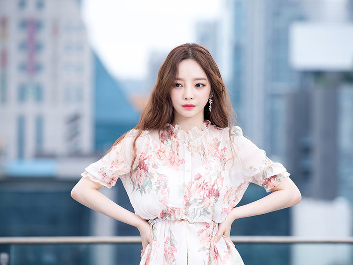 Thông tin Goo Hara tự tử qua đời ở tuổi 28 tại nhà riêng khiến khán giả bàng hoàng. Hiện tại, cảnh sát đang điều tra và làm rõ nguyên nhân cái chết của nữ ca sĩ.