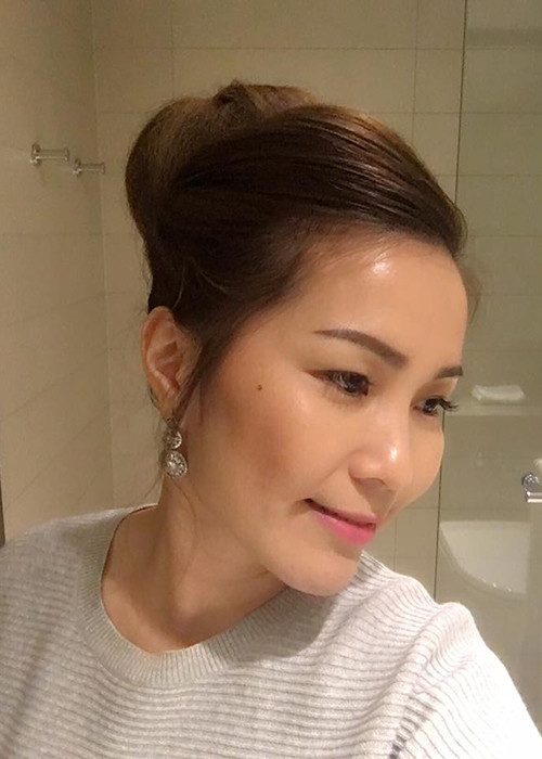 "Tôi nói: "Anh muốn em về Việt Nam hôm nay" thì cô ấy không ngần ngại book vé và xách vali đi liền", Bảo Duy viết. Ảnh: FBNV