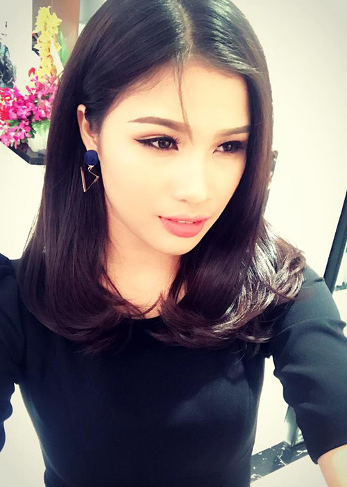 Không còn mộc mạc như hồi thi Hoa hậu Hoàn vũ Việt Nam 2015, Nguyễn Thị Thành cá tính, sành điệu hơn ở hiện tại. Ảnh: FBNV