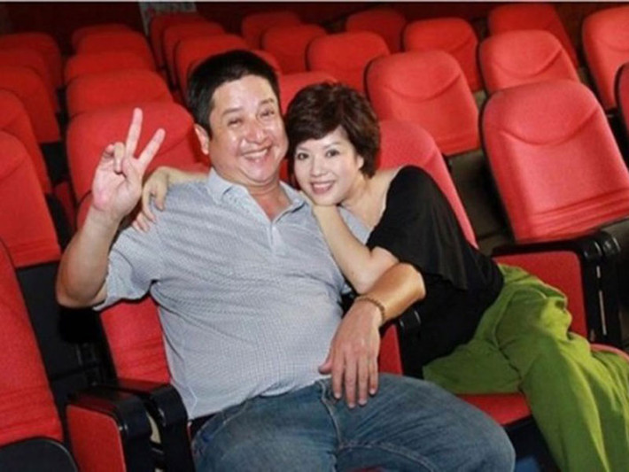 Cặp vợ chồng nghệ sĩ còn làm việc cùng nhau tại Nhà hát Tuổi trẻ Hà Nội. Ra ngoài, cả hai đều là những người nổi tiếng nhưng khi ở nhà vẫn chỉ là người chồng, người vợ đơn thuần cùng nhau vun vén tổ ấm nhỏ của mình.