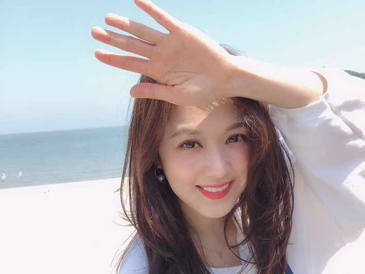 Jang Nara nay bước sang tuổi 38 song vẫn trẻ trung như thiếu nữ đôi mươi.