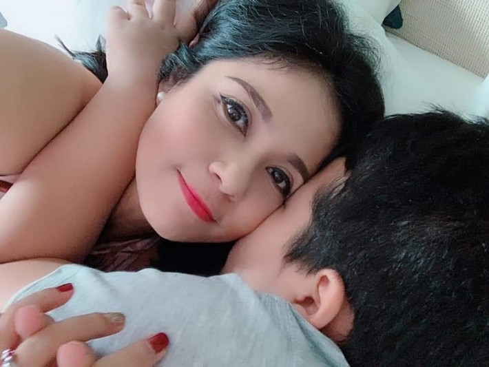 Từ khi chào đời đến nay, con trai của Việt Trinh chưa từng lộ diện hoàn toàn trước công chúng.