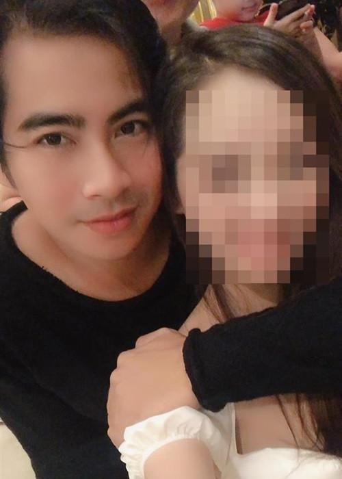 Ồn ào Thanh Bình bị tố lăng nhăng đang thu hút sự chú ý của dư luận. Một cô gái tên T nhận là người yêu của Thanh Bình, “bóc phốt” nam diễn viên qua lại với nhiều người phụ nữ khác. Ảnh: Vietnamnet