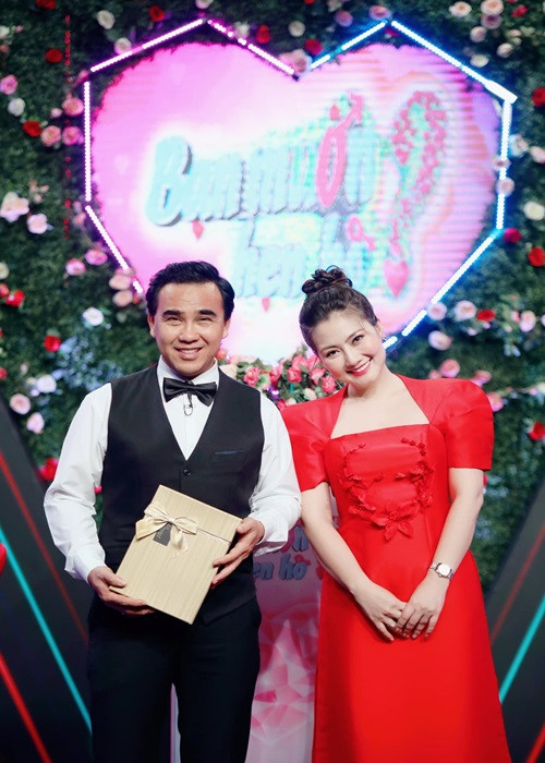 Sau khi chia tay Thanh Bình, Ngọc Lan dành nhiều thời gian hơn cho công việc. Nữ diễn viên xuất hiện trong các chương trình truyền hình, tham gia các sự kiện giải trí, đóng phim.
