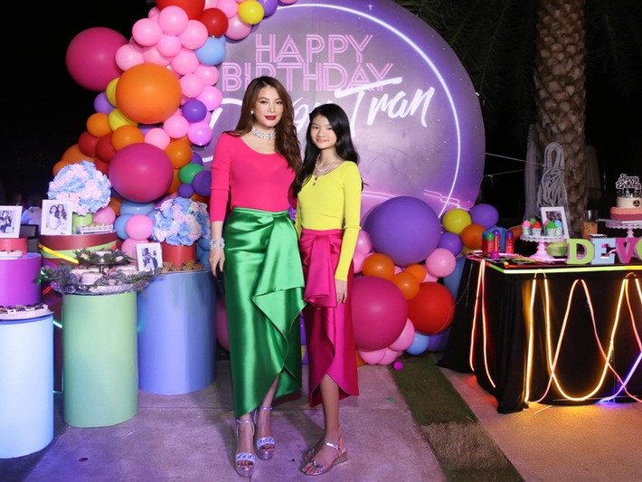 Trương Ngọc Ánh tiết lộ, ái nữ không thích đầm hồng công chúa mà tạo cho mình phong cách riêng.