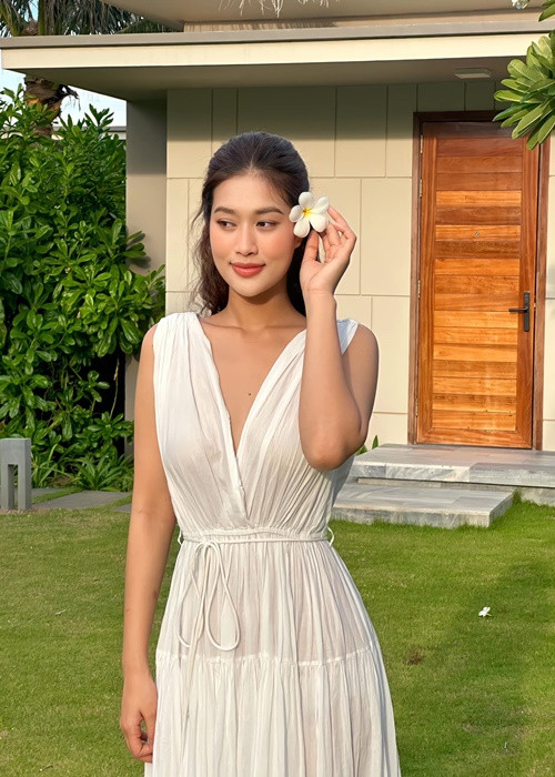 Người đẹp gốc Long An sắp tốt nghiệp đại học. Ảnh: FBNV.