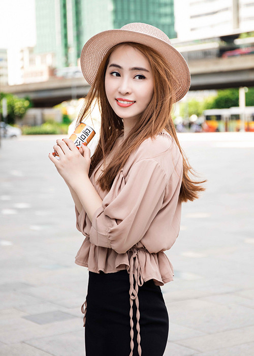 Thời gian qua, nữ diễn viên phim “Lập trình cho trái tim” được mời làm Đại sứ Du lịch Y tế Dae Jeon (một thành phố ở Hàn Quốc).