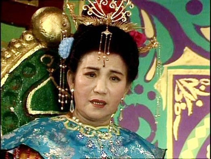 Diễn viên Triệu Lệ Dung trong vai Xa Trì vương hậu qua đời ở tuổi 72 vào năm 2000. ẢNh: Dân Việt