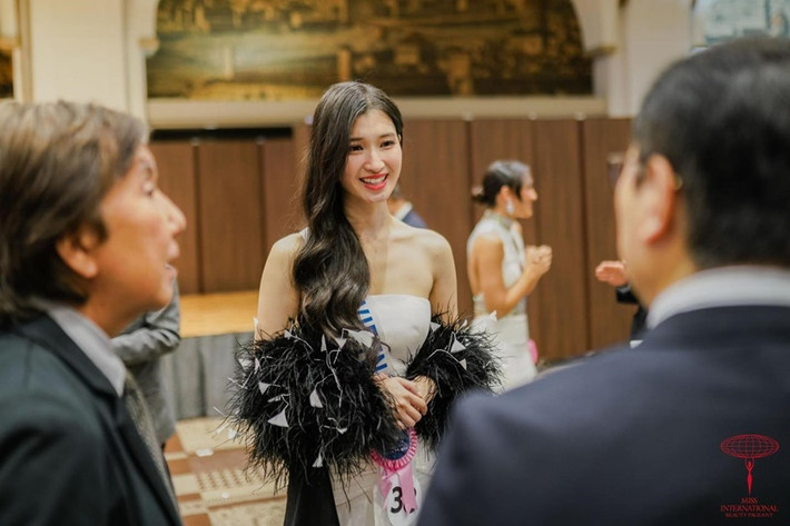 Dự thi quốc tế, Phương Nhi lựa chọn trang phục gợi cảm vừa đủ. Ảnh: Miss International.
