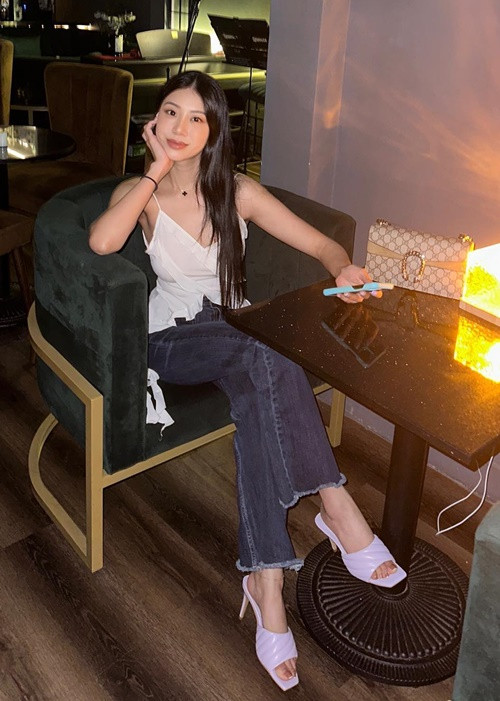 Nàng hậu rời Việt Nam từ năm 1 tuổi để sang châu Âu rồi định cư ở Mỹ cùng gia đình. Ảnh: FBNV.