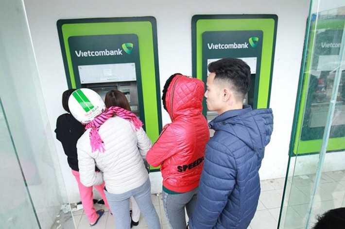 Đây cũng là cảnh chung tại hầu hết các trụ ATM.