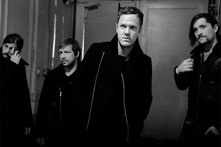 Nhóm nhạc Imagine Dragons chia sẻ nhóm từng cộng tác với DJ Avicii. Khi nghe tin dữ, nhóm bày tỏ: "Thế giới thực sự hạnh phúc hơn khi có sự diện hiện và âm nhạc của anh ấy. Xin chia buồn cùng gia đình anh ấy".