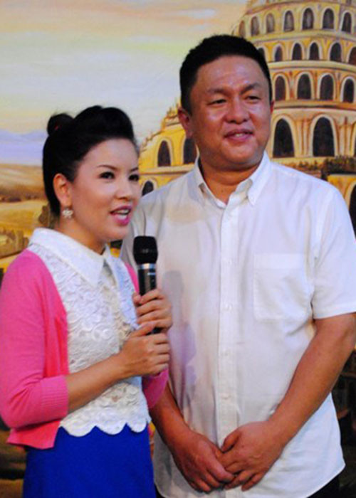 Trước đó, vào năm 2014, Ngọc Trinh cũng từng bị đồn hôn nhân tan vỡ khi ít xuất hiện bên chồng và trên ngón áp út của cô không còn đeo nhẫn cưới. Ảnh: Thegioivanhoa