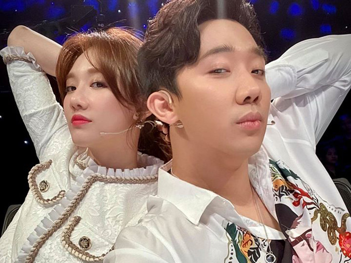 Cùng cảnh ngộ với giọng ca Phương Mỹ Chi, Trấn Thành - Har Won bị một tài khoản bình luận ác ý Hari Won sẽ không thể mang thai vì mắc bệnh ung thư cổ tử cung và cho rằng đó là "nhân quả" của Trấn Thành - Hari Won.