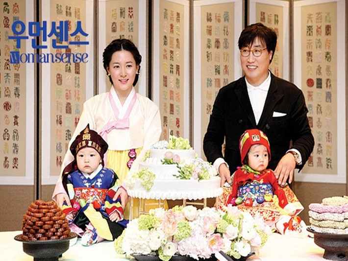 Ngày 20/2/2011, Lee Young Ae sinh đôi một trai một gái. Con gái nữ diễn viên tên Jung Seung Bin và cậu con trai tên Jung Seung Kwon. Ảnh: Dân Trí