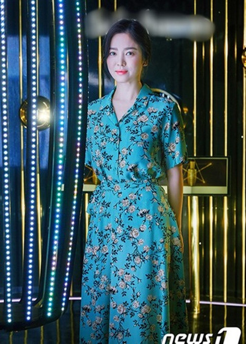 Nàng ngọc nữ màn ảnh xứ Hàn bị chê già nua khi tham gia một sự kiện vào tháng 5/2019. Ảnh: News1