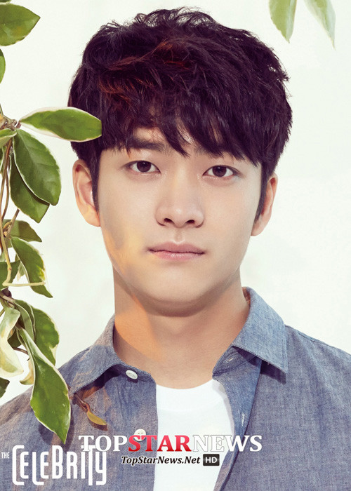 Tại Việt Nam, Kang Tae Oh là thành viên 5urprise được khán giả chú ý nhất khi anh là nam diễn viên phim “Tuổi thanh xuân” trong cả phần 1 và 2. (Ảnh: Topstarnews)