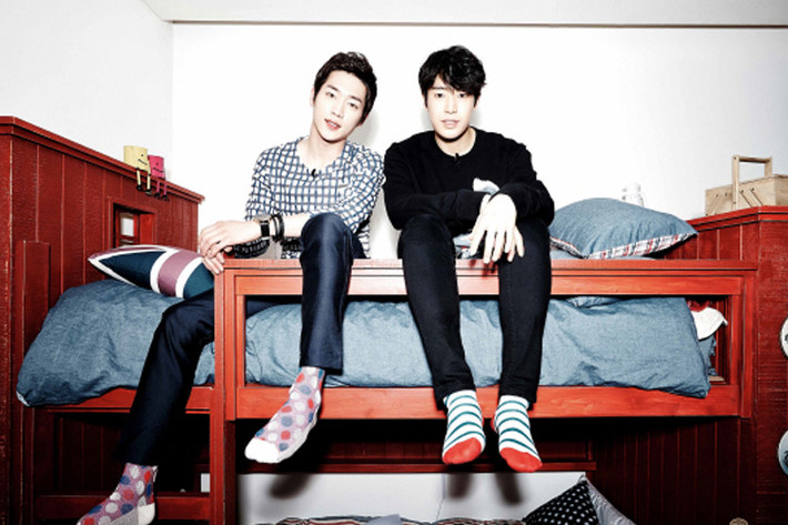 Seo Kang Joon gây chú ý khi là thành viên của chương trình truyền hình thực tế Roommate năm 2014. Anh cũng từng tham gia “Law of the jungle” với vai trò khách mời. (Ảnh: Join)