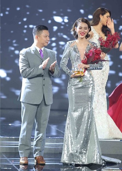 Tháng 9/2016, Phí Phương Anh giành giải quán quân The Face Vietnam 2016, Mai Ngô, Khánh Ngân và Chúng Huyền Thanh đoạt danh hiệu á quân. Ảnh: Thế Giới Trẻ.